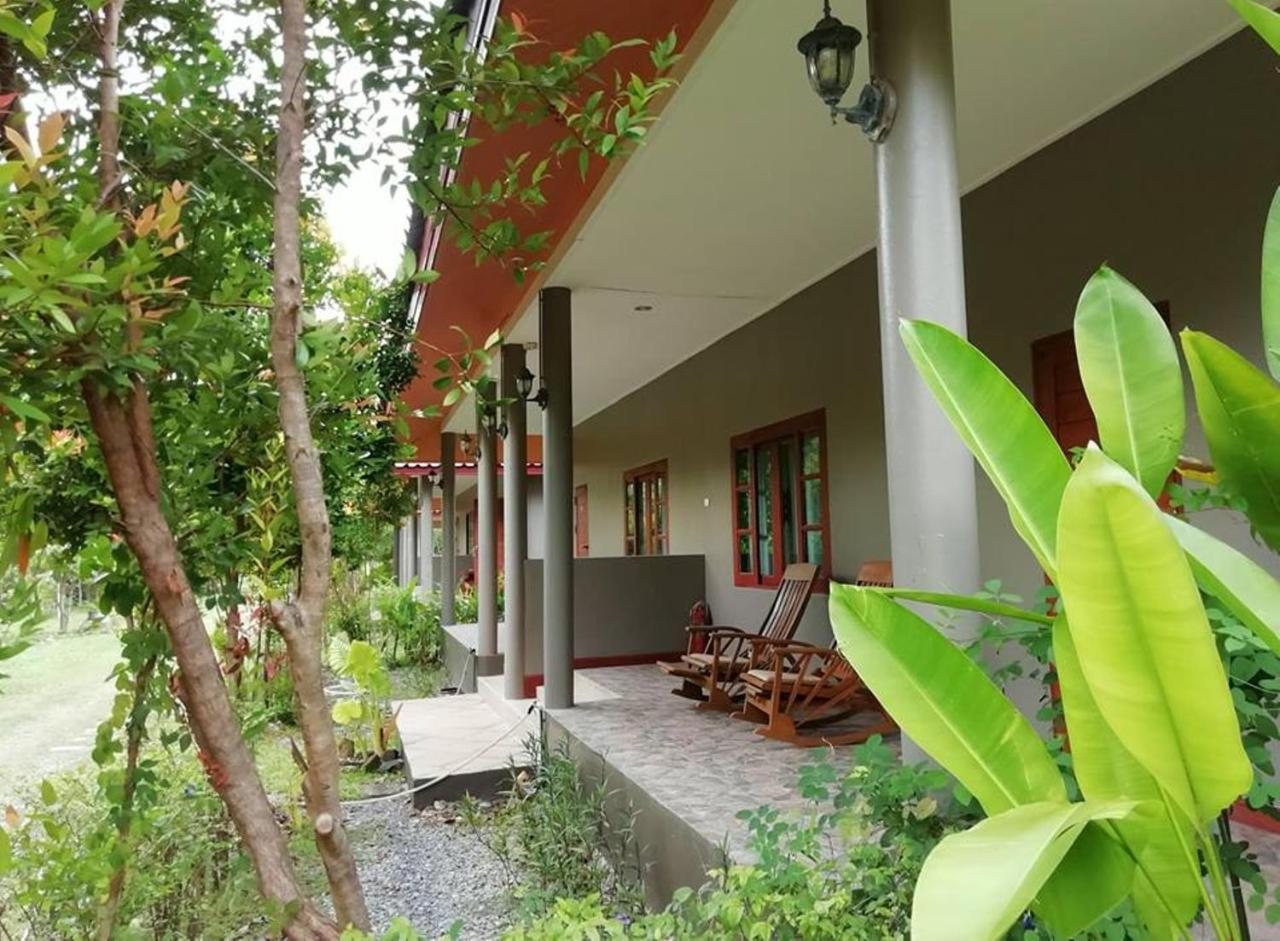Lanta Wanida Resort Ko Lanta Eksteriør bilde